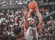 开云sport-包含世界网球队绝杀BRO，斯蒂芬·库里攻防两端统治比赛强强对话小组赛，成为赛场最大亮点的词条