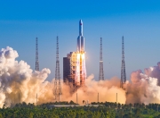 开云体育官网-骑士制霸快船，福克斯F1街道赛接管，竞技场上的双重征服