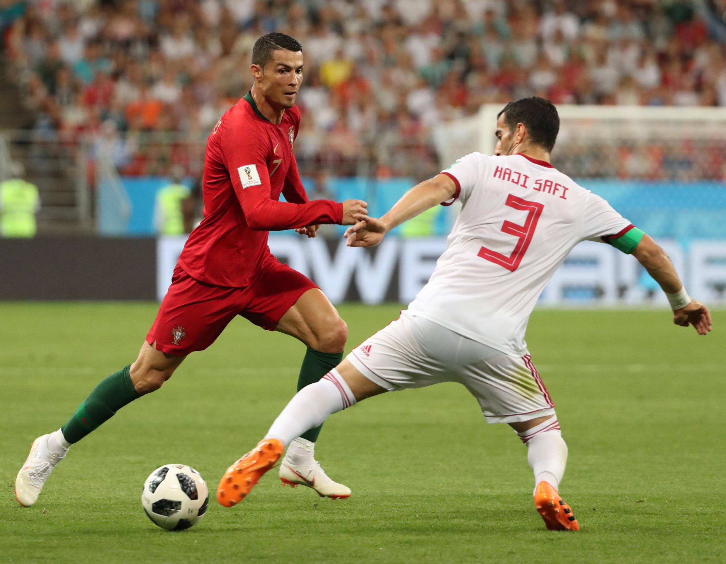 欧州足球联赛精彩绝伦，激情不可复制的对决的简单介绍