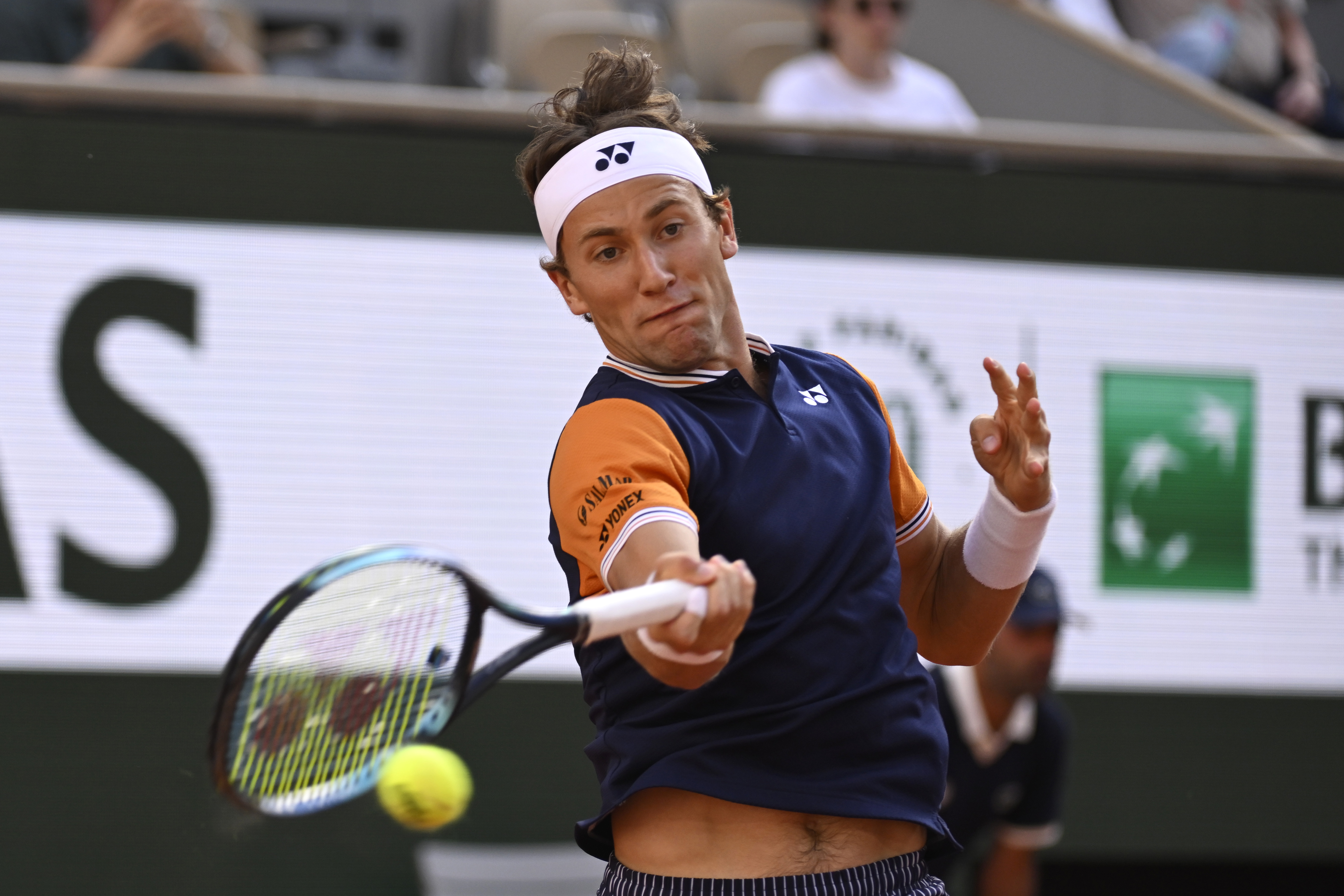 包含美网轻取法网，鲁德点燃赛场的词条