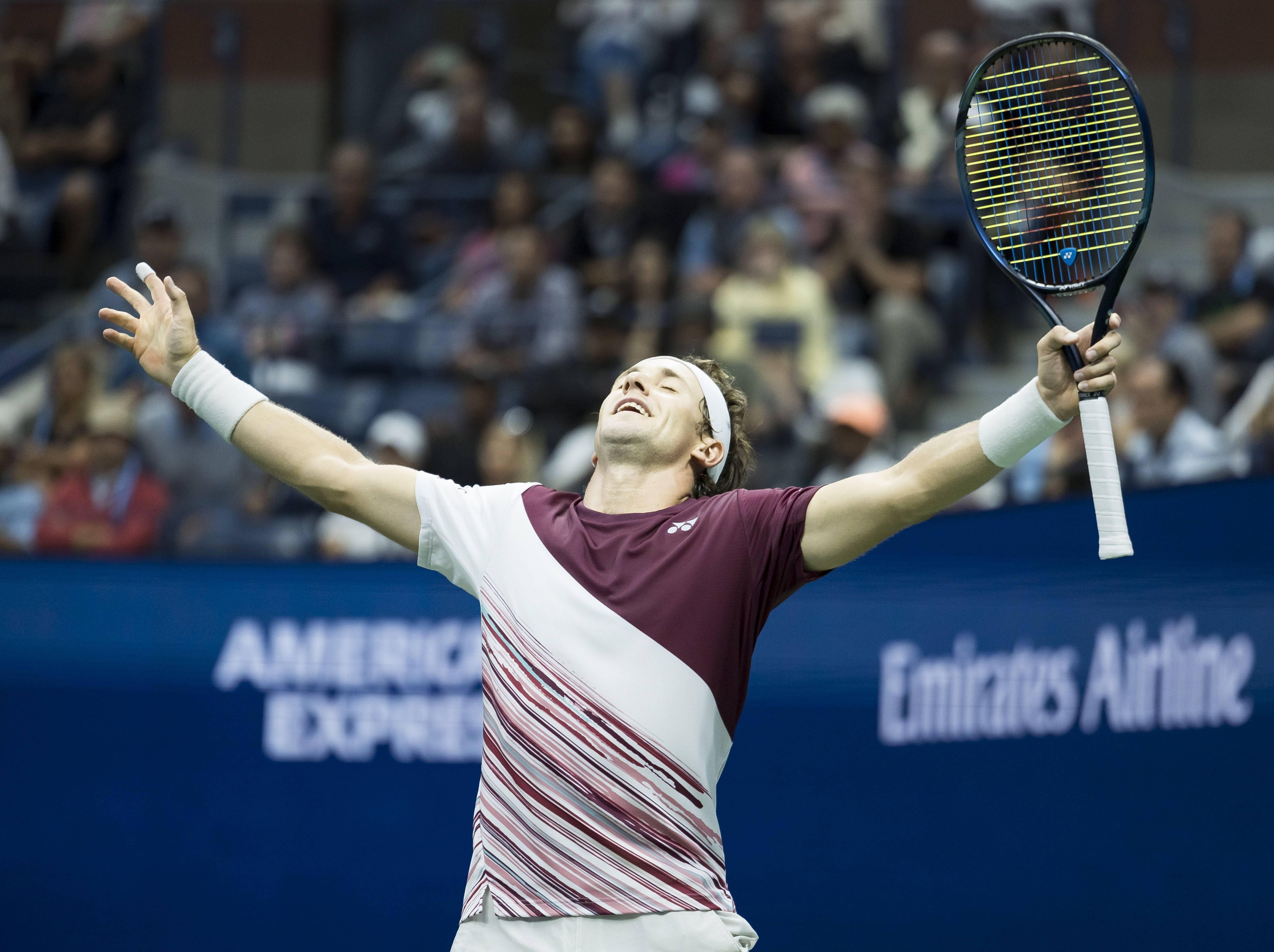 包含美网轻取法网，鲁德点燃赛场的词条