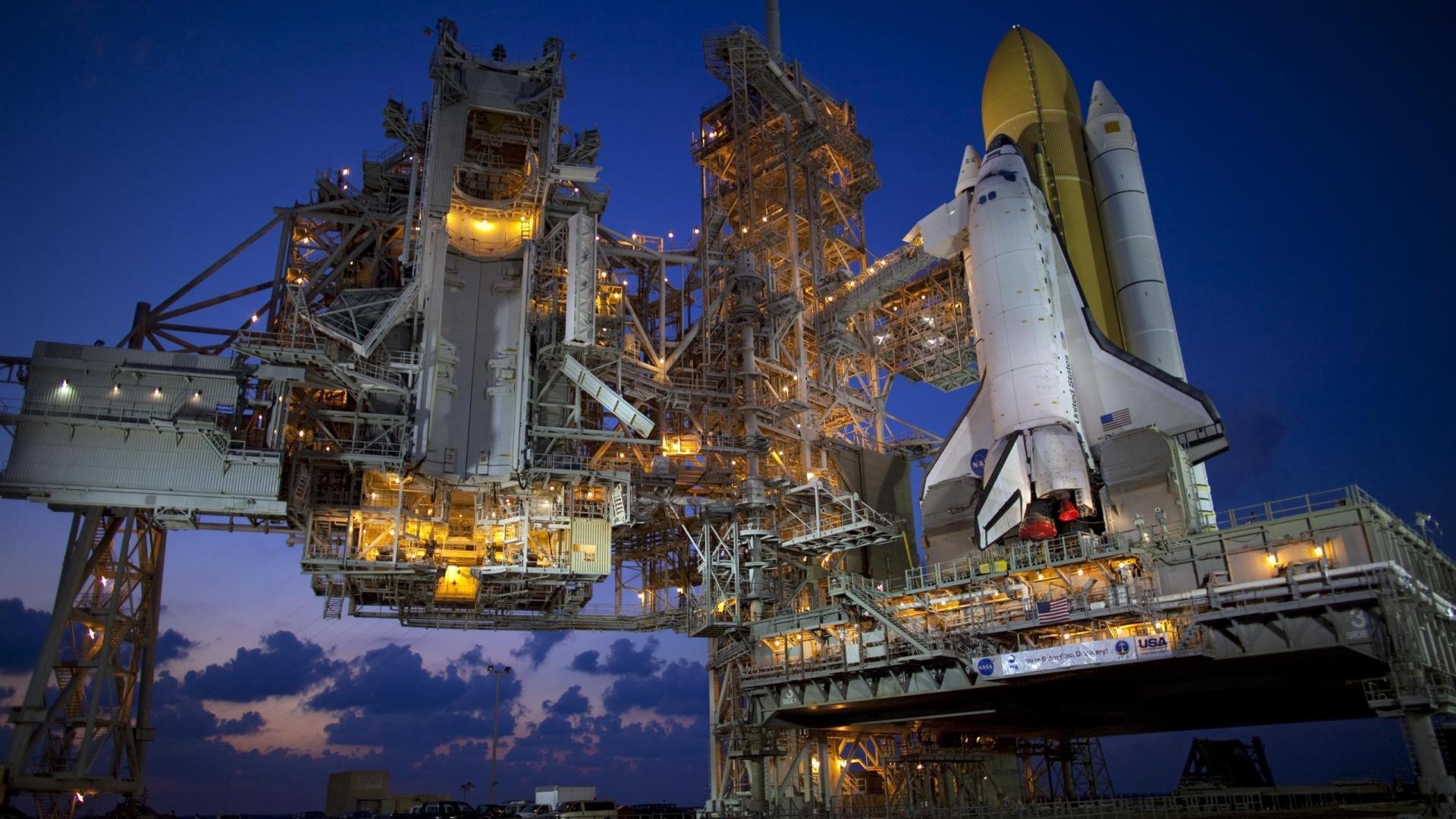 足球之夜,德布劳内闪耀,葡萄牙淘汰赛惊险过关利物浦