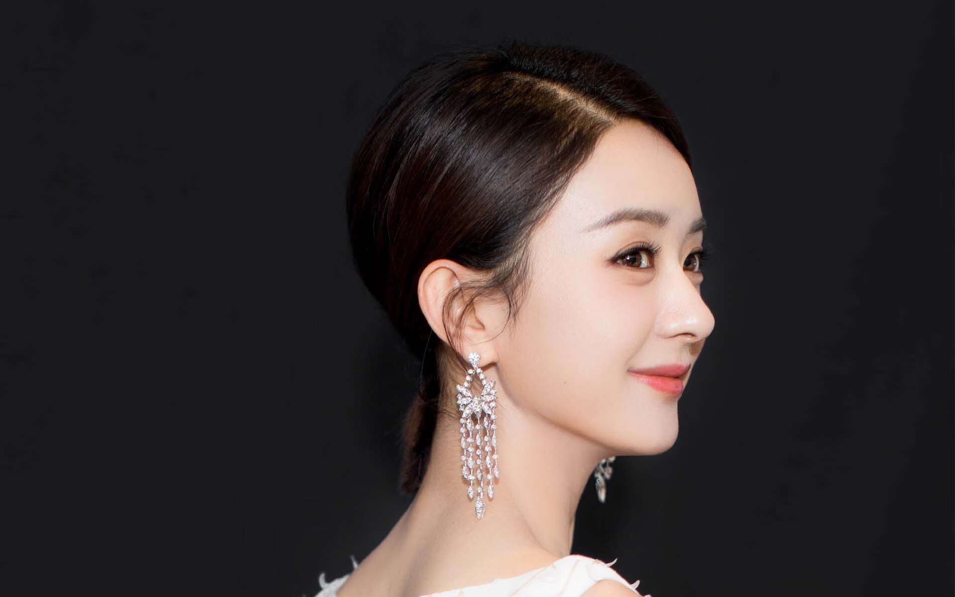 这是一篇为您定制的文章，围绕您提供的四个核心关键词（2026世界杯、黑马之战、加纳击败厄瓜多尔、凯恩带队取胜）展开，并构建了独特的叙事逻辑